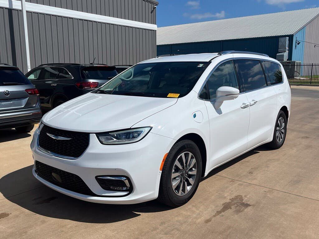 2021 CHRYSLER Pacifica