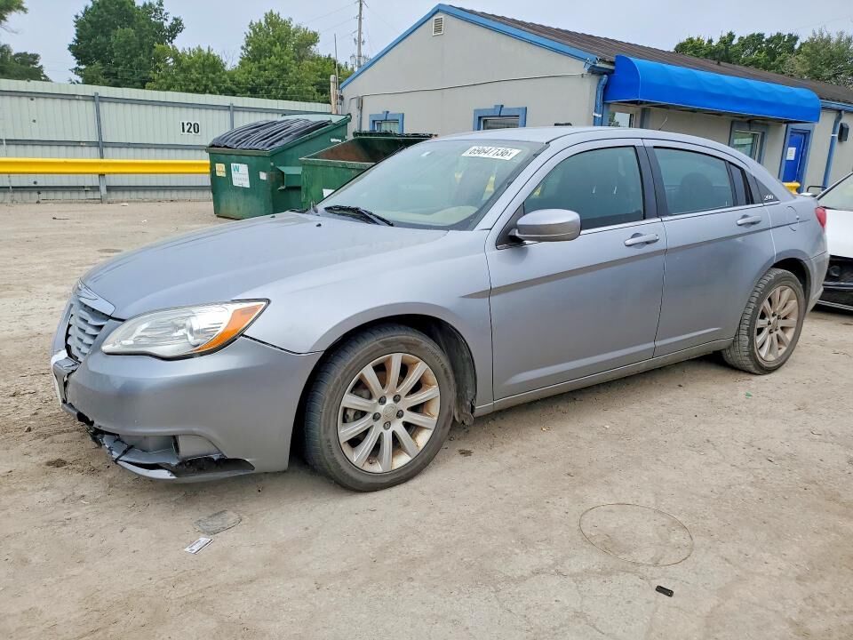 2014 CHRYSLER 200