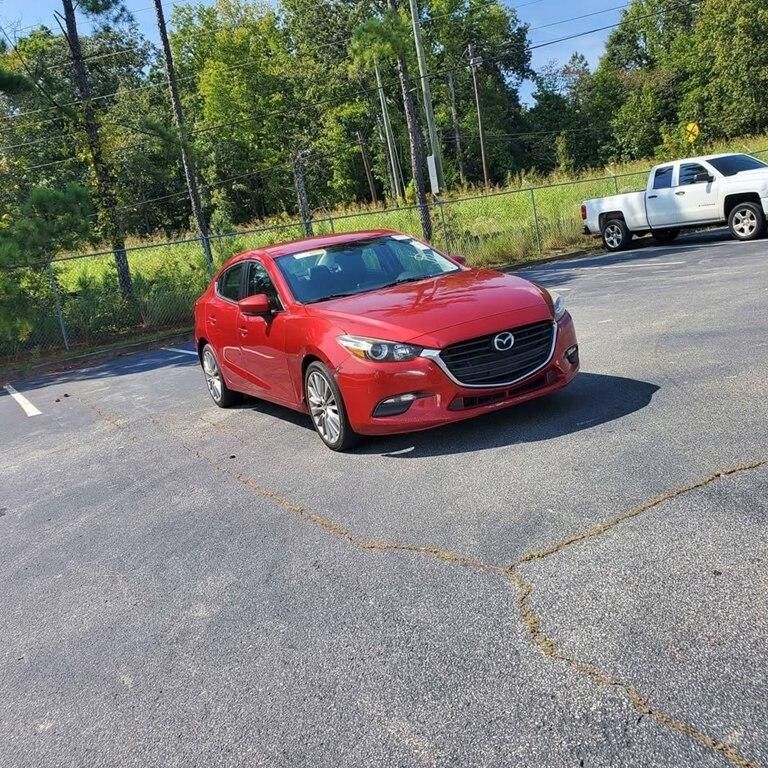 2018 MAZDA Mazda3