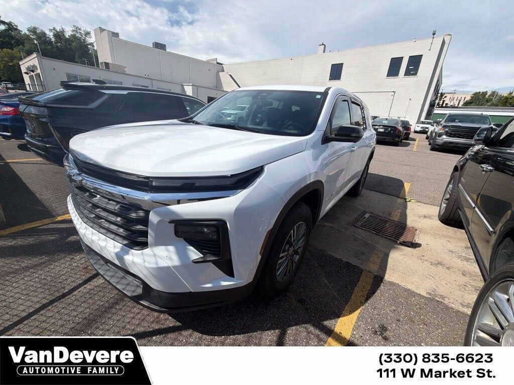 2024 CHEVROLET Traverse
