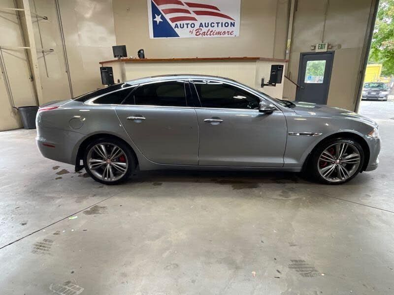 2012 JAGUAR XJ