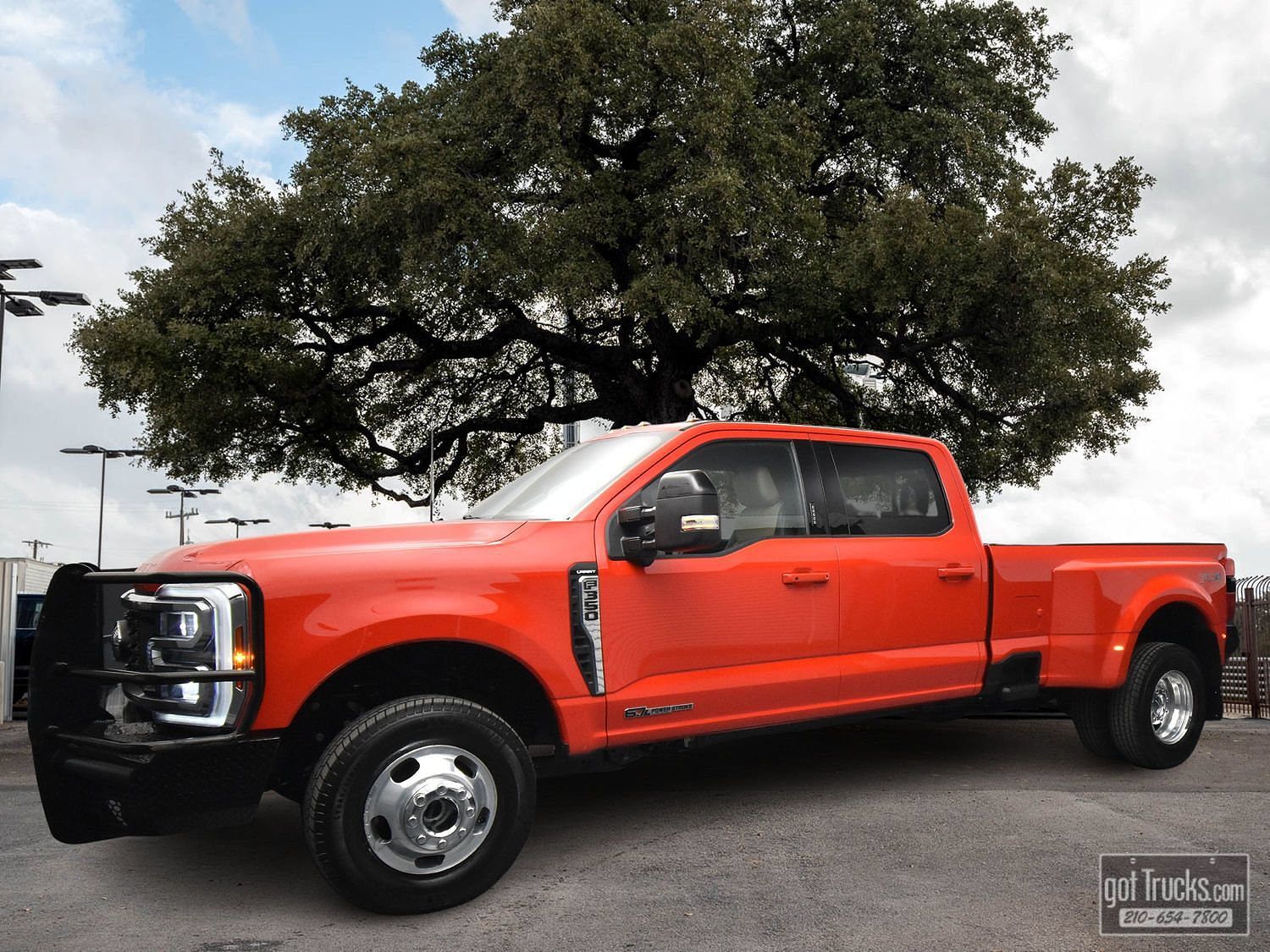 2024 FORD F-350
