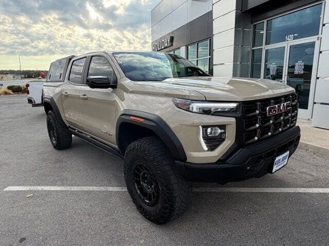 2024 GMC Canyon