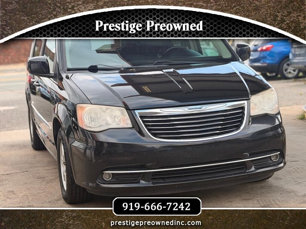 2012 CHRYSLER Town and Country