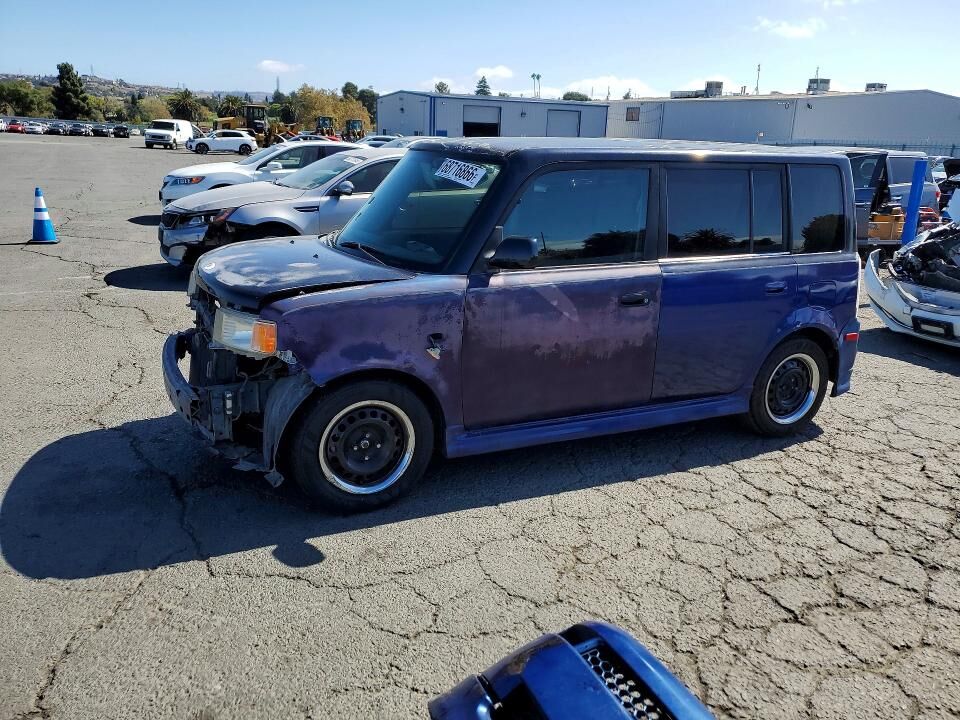 2005 TOYOTA SCION