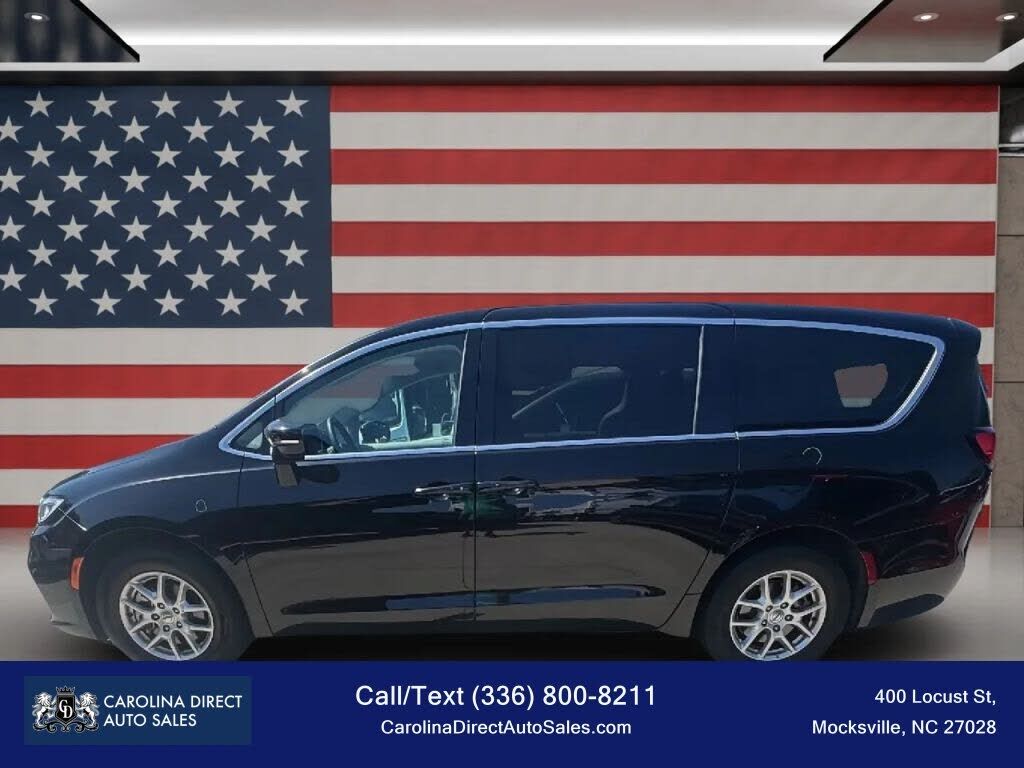 2024 CHRYSLER Pacifica