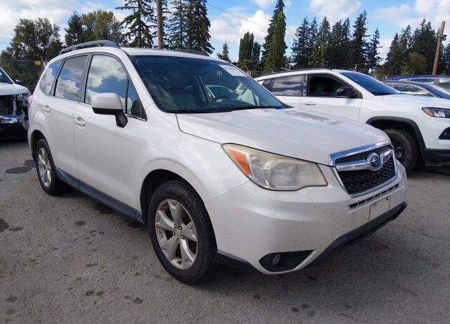 2015 SUBARU Forester