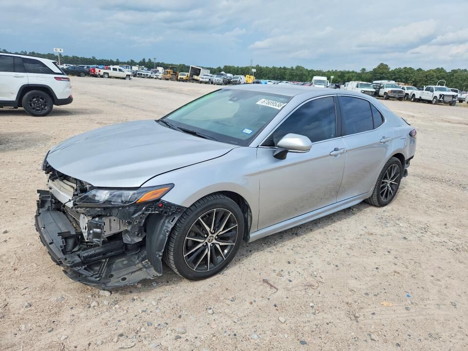 2022 TOYOTA Camry