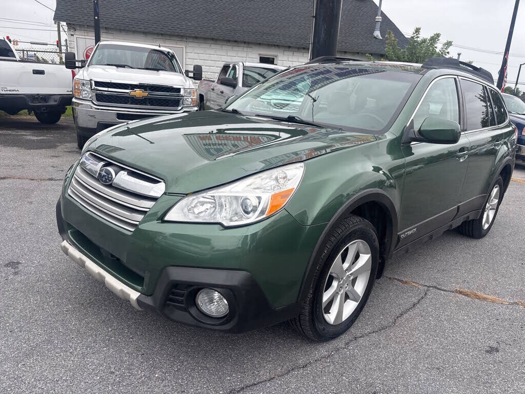 2014 SUBARU Outback