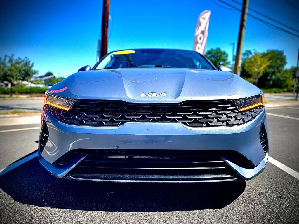 2022 KIA K5