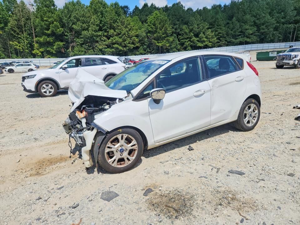 2015 FORD Fiesta