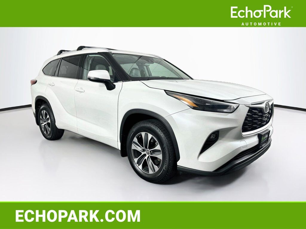 2022 TOYOTA Highlander