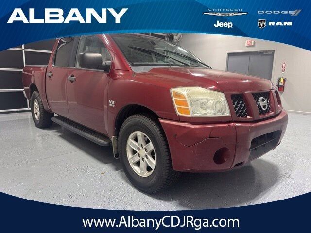 2004 NISSAN Titan