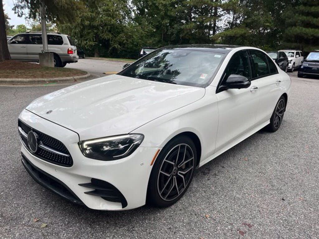 2022 MERCEDES-BENZ E-Class