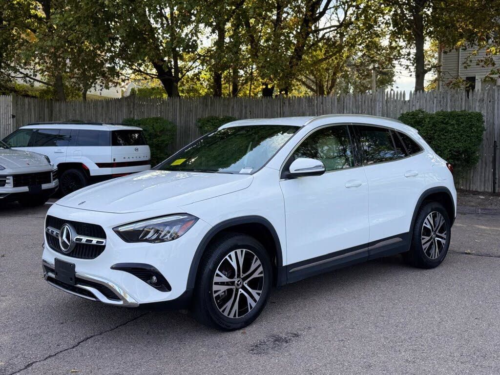 2025 Mercedes-Benz GLA-Class