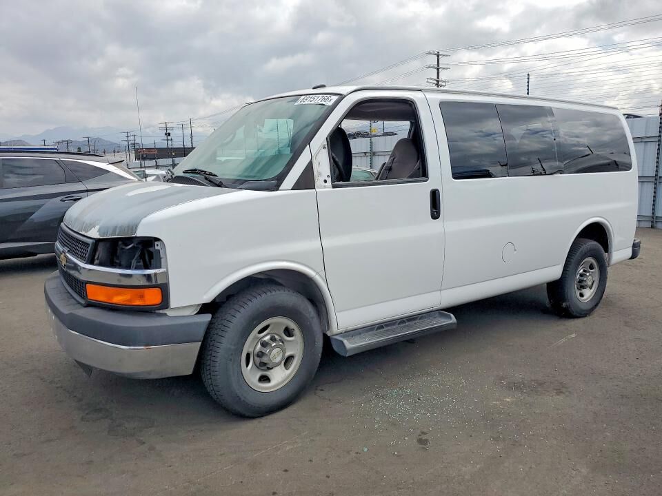 2015 CHEVROLET Express