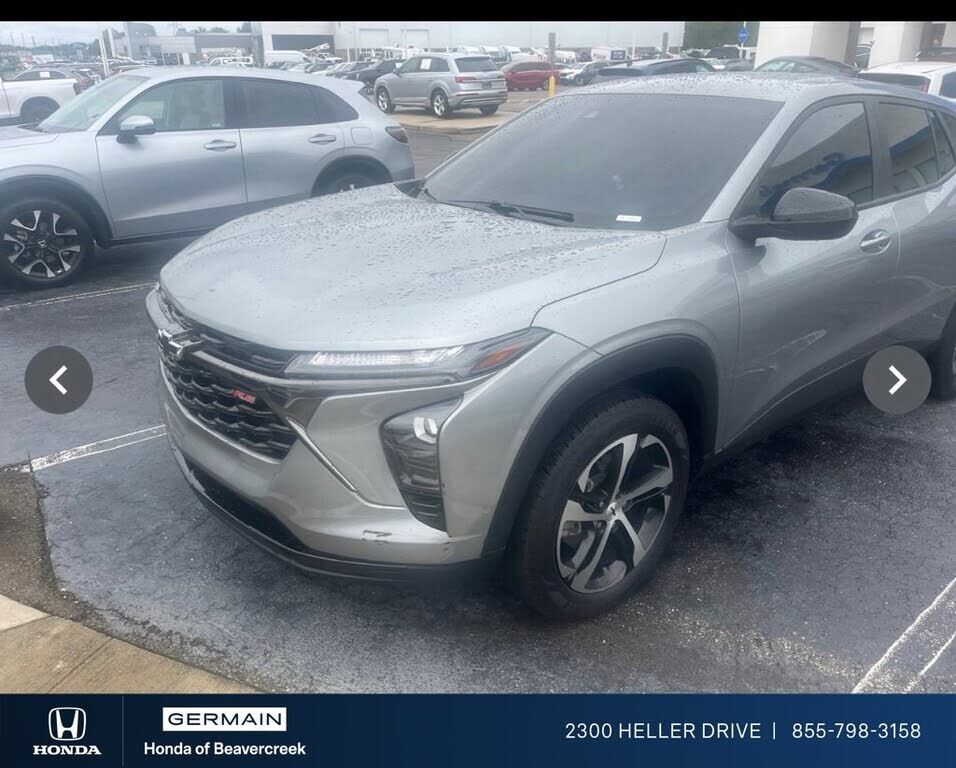 2024 CHEVROLET Trax