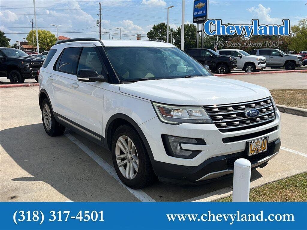 2017 FORD Explorer