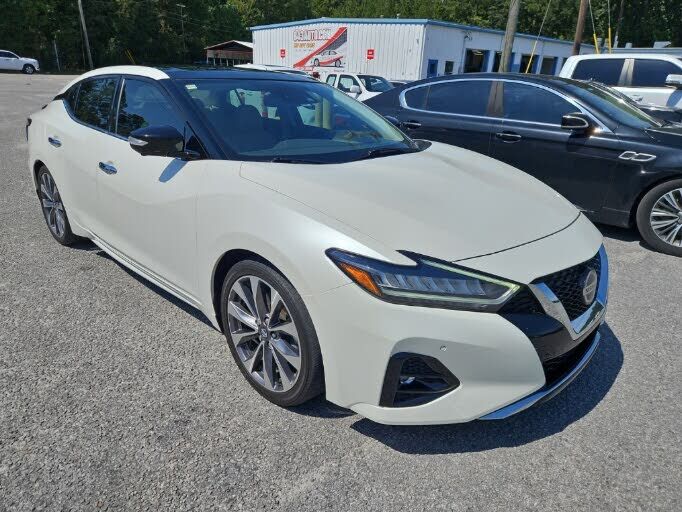 2022 NISSAN Maxima
