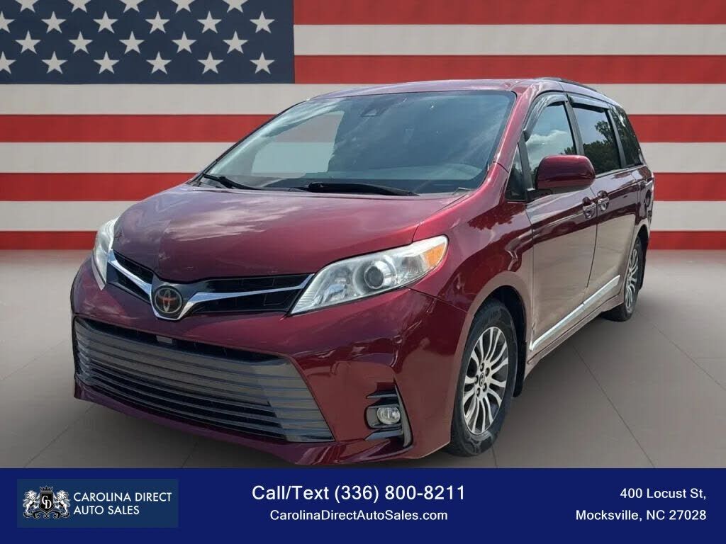 2018 TOYOTA Sienna