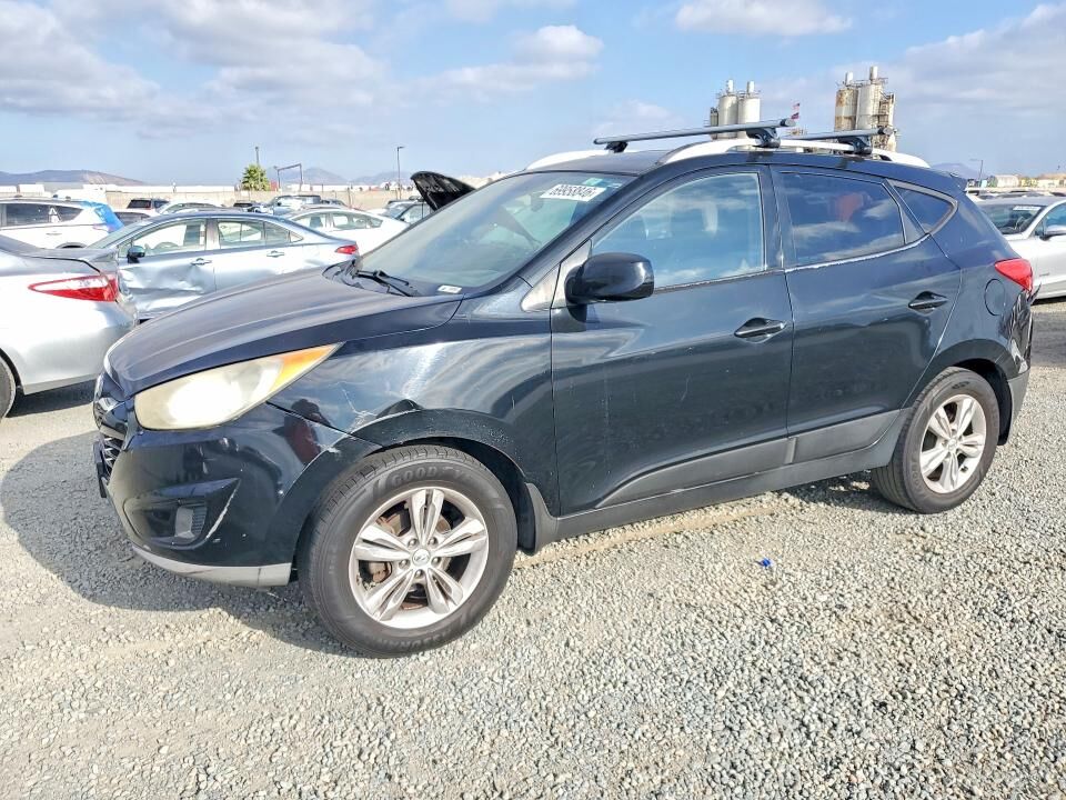 2011 HYUNDAI Tucson