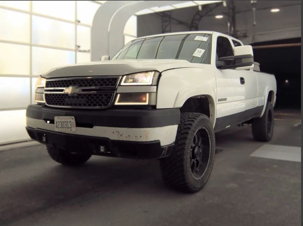 2004 CHEVROLET Silverado
