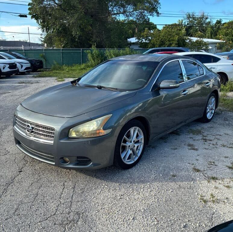 2009 NISSAN Maxima