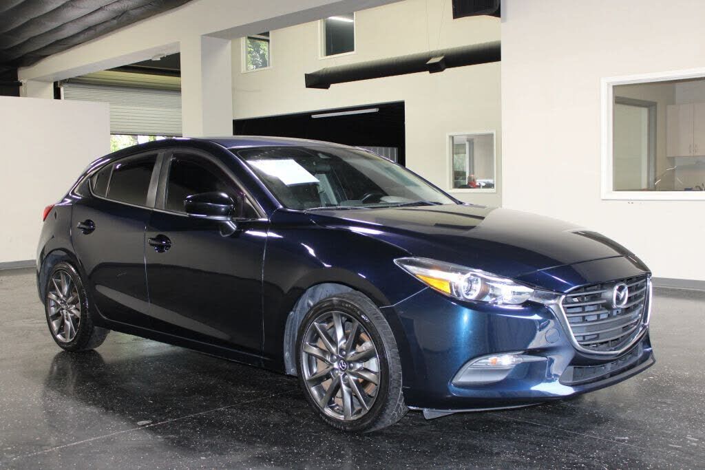 2018 MAZDA Mazda3