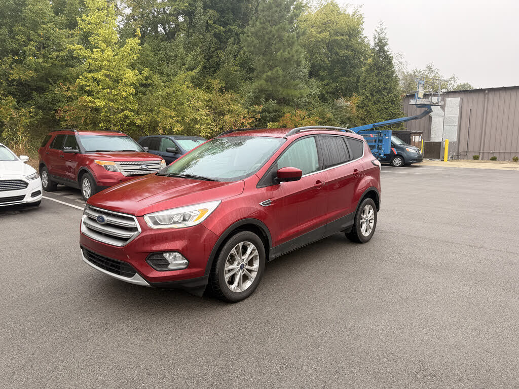 2017 FORD Escape