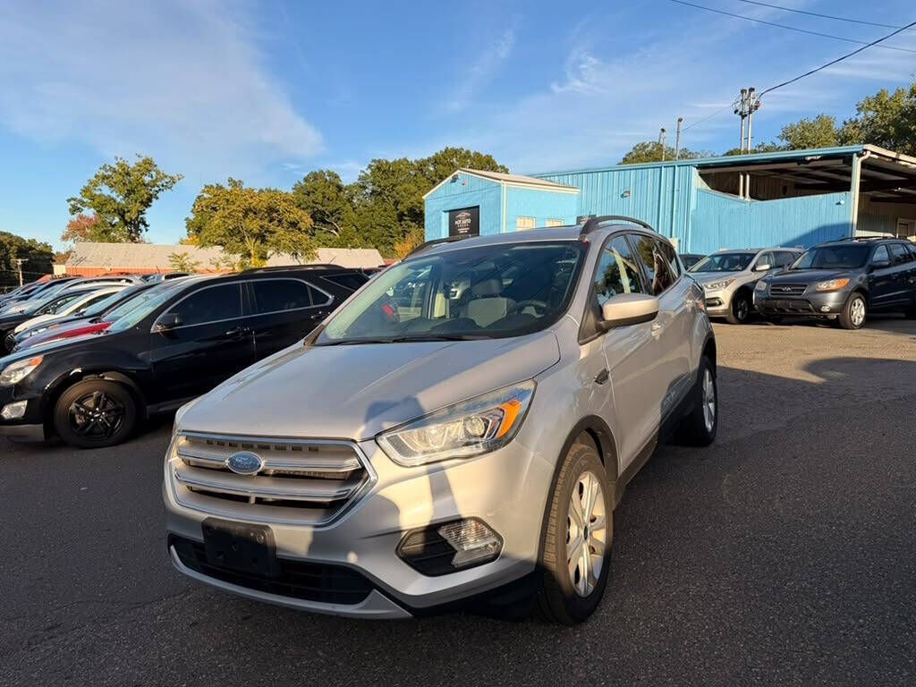 2017 FORD Escape