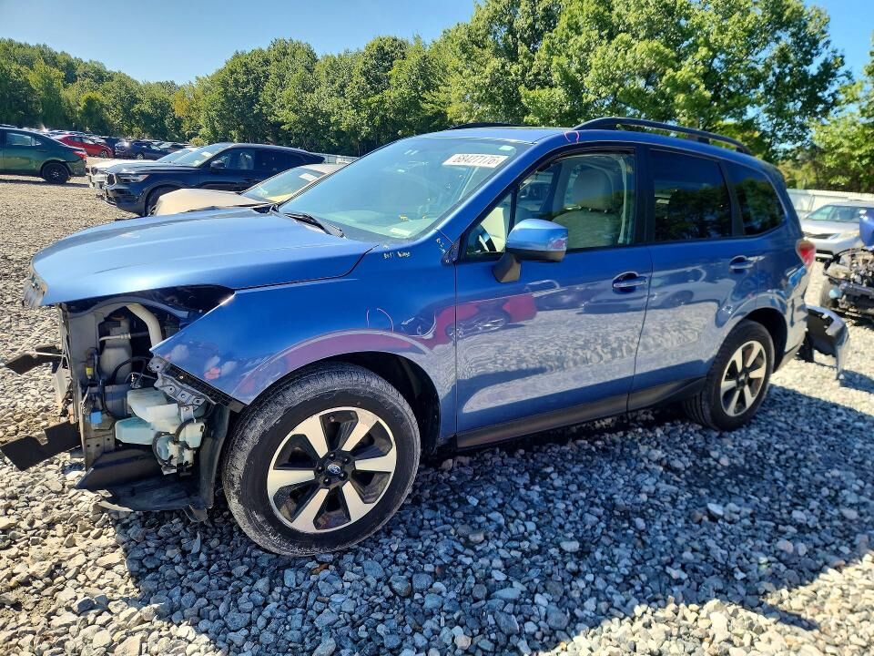 2017 SUBARU Forester