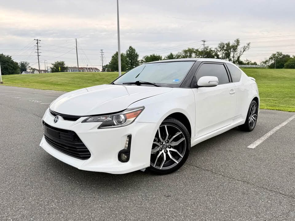 2015 TOYOTA SCION