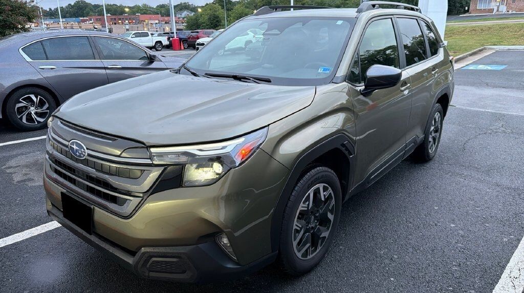 2025 SUBARU Forester