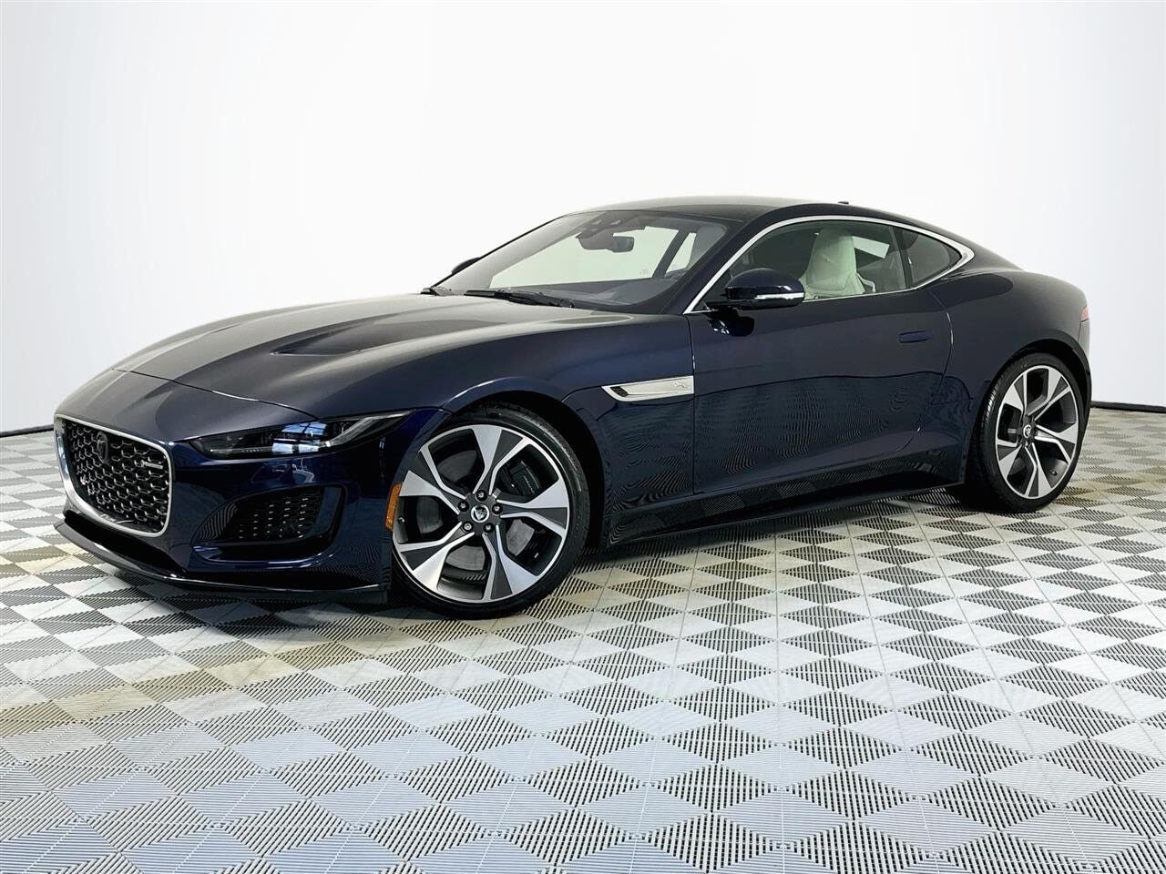 2024 JAGUAR F-Type