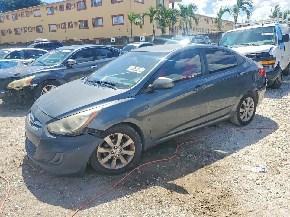 2012 HYUNDAI Accent