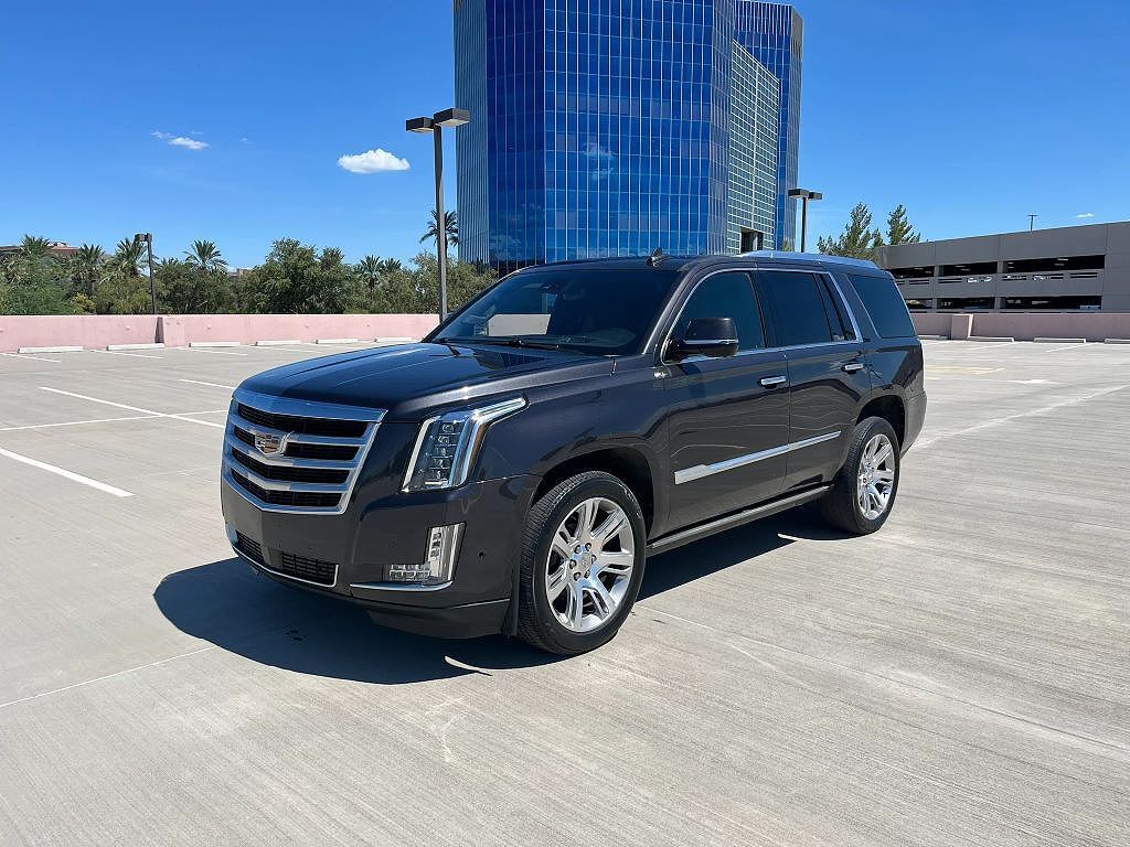 2017 CADILLAC Escalade