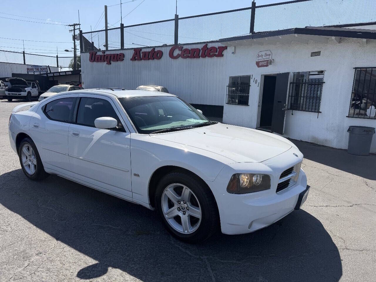 2010 DODGE Charger
