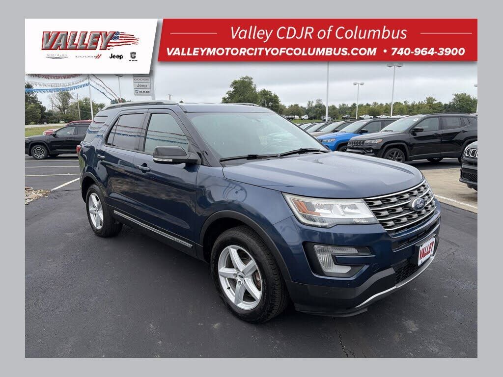 2017 FORD Explorer