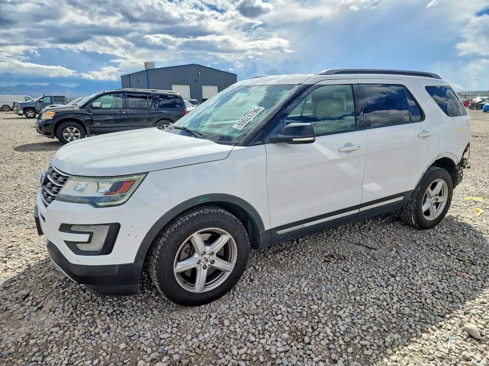 2016 FORD Explorer