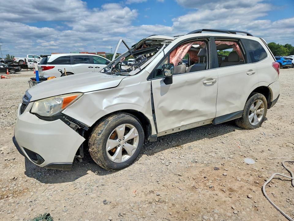 2014 SUBARU Forester