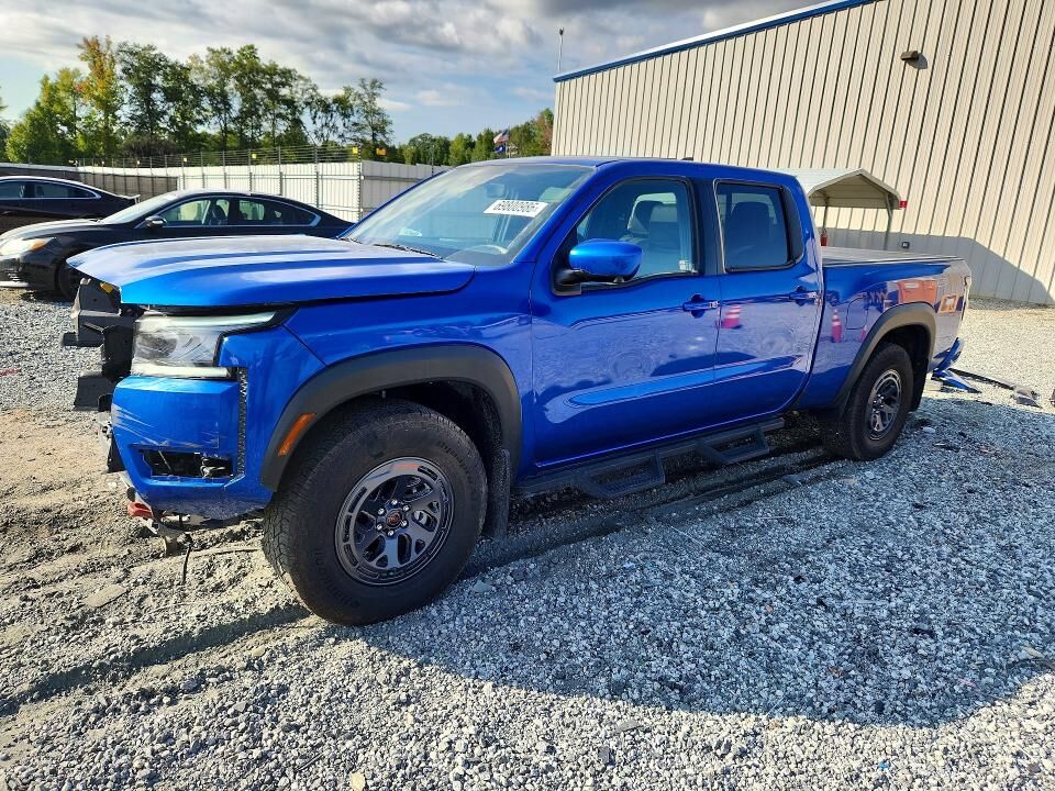 2026 NISSAN Frontier