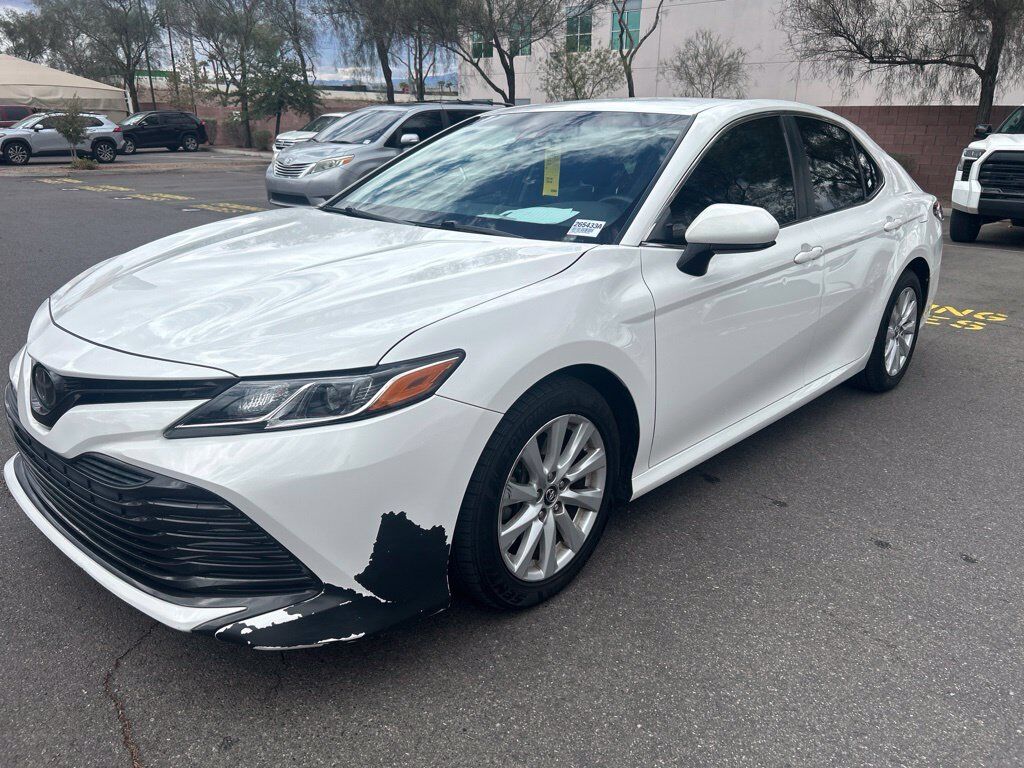 2018 TOYOTA Camry