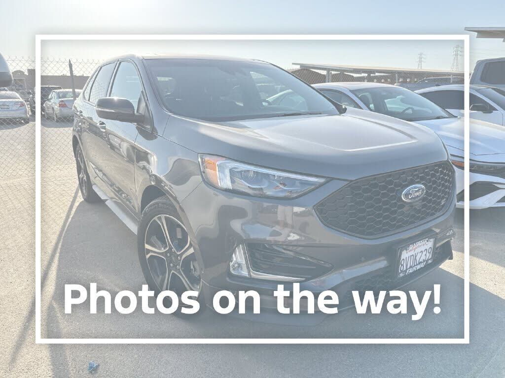 2020 FORD Edge