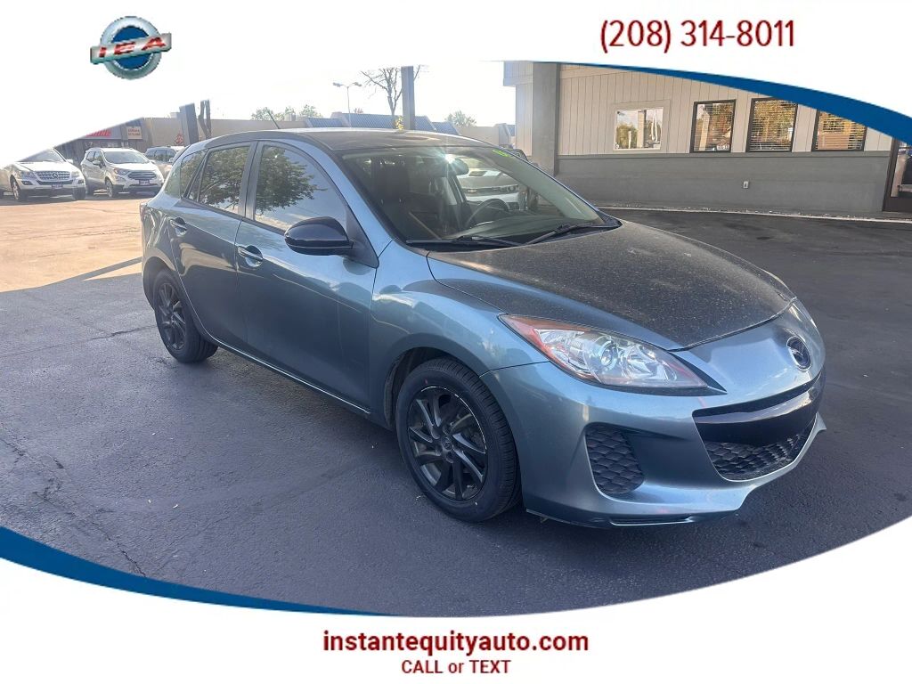 2013 MAZDA Mazda3