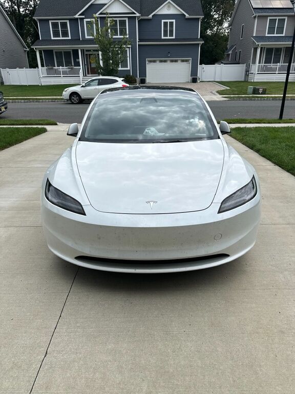 2024 TESLA Model 3