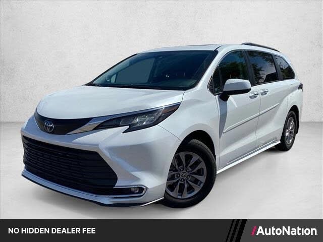 2022 TOYOTA Sienna