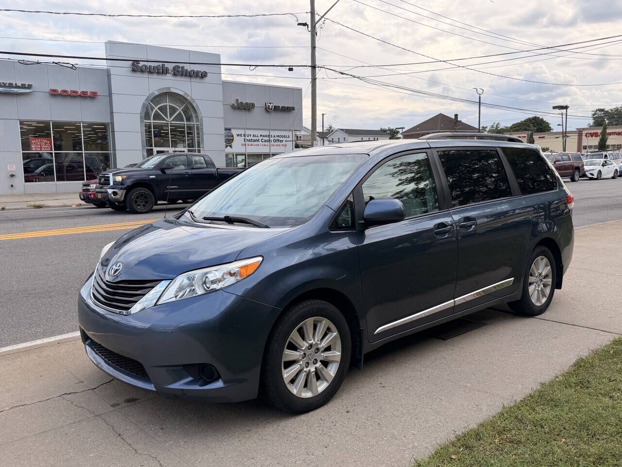 2014 TOYOTA Sienna