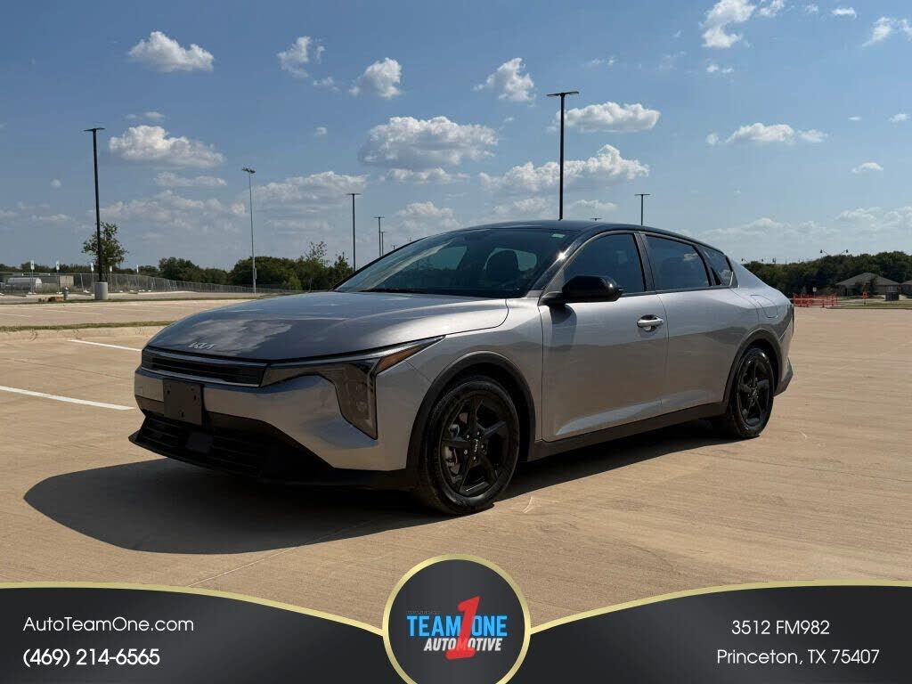 2025 KIA K4