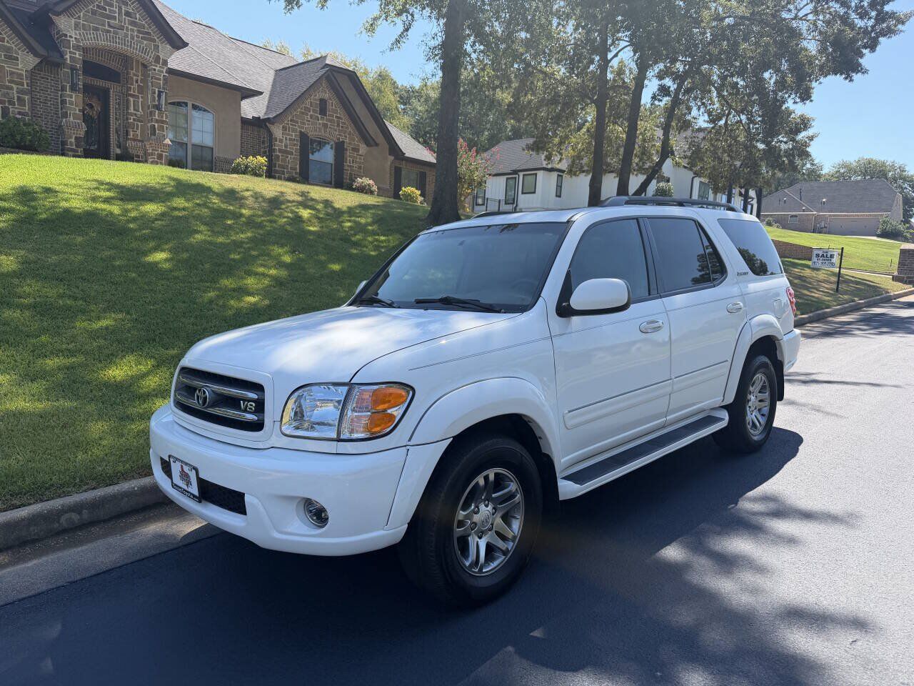 2004 TOYOTA Sequoia