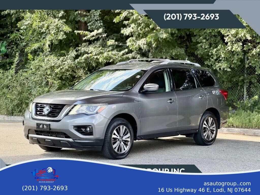 2018 NISSAN Pathfinder